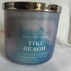 Bath & Body Works Tiki Beach Scented Candle